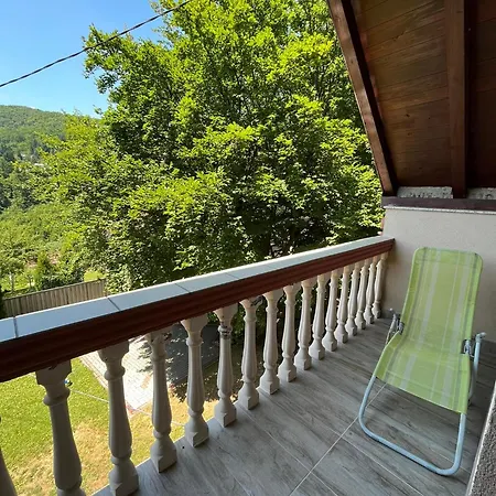 Zelena Oaza Feriehus