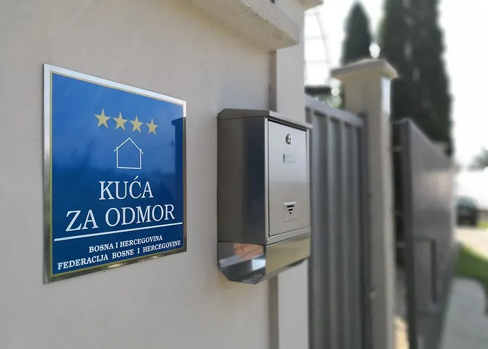 度假居 Zelena Oaza *